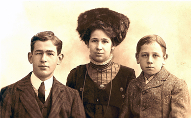 Dawes family - Arthur Jns/Elsie/Stanley